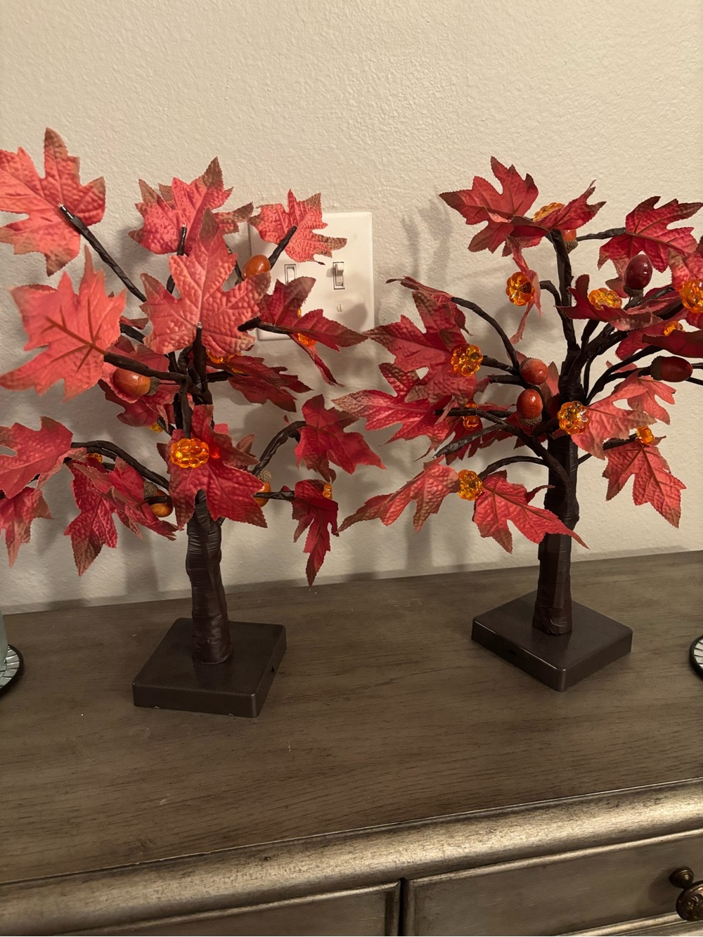 Light up tree lamps